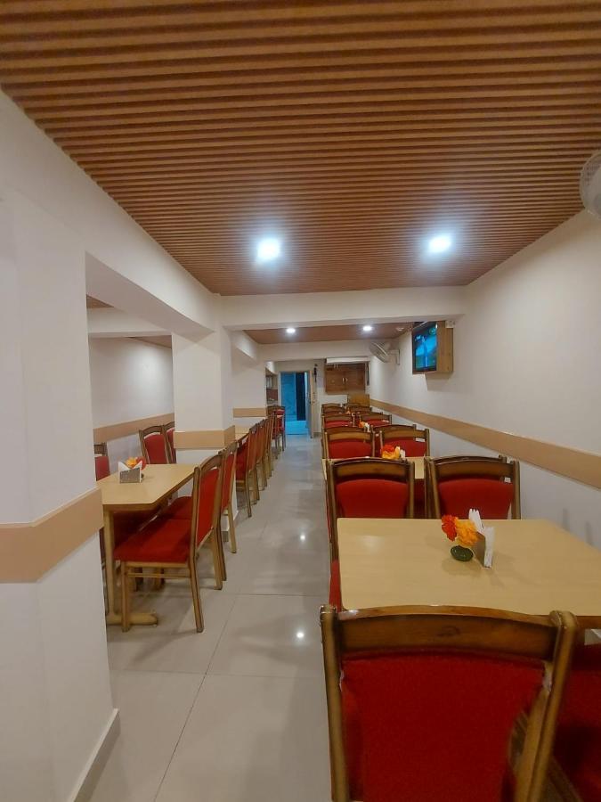 Brightland Hotel Shimla Buitenkant foto